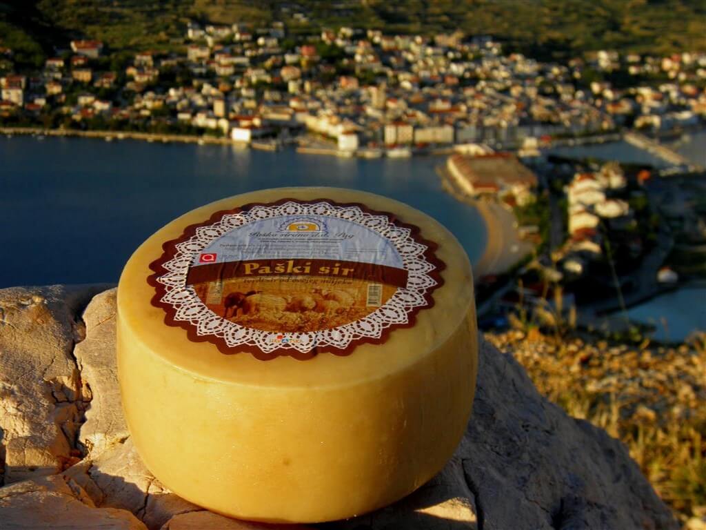 paški sir